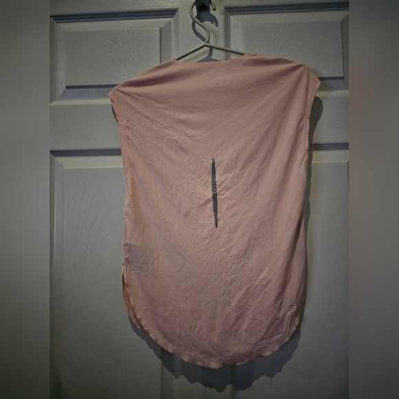 Nike Dry Fit Top - Picture 3 of 6